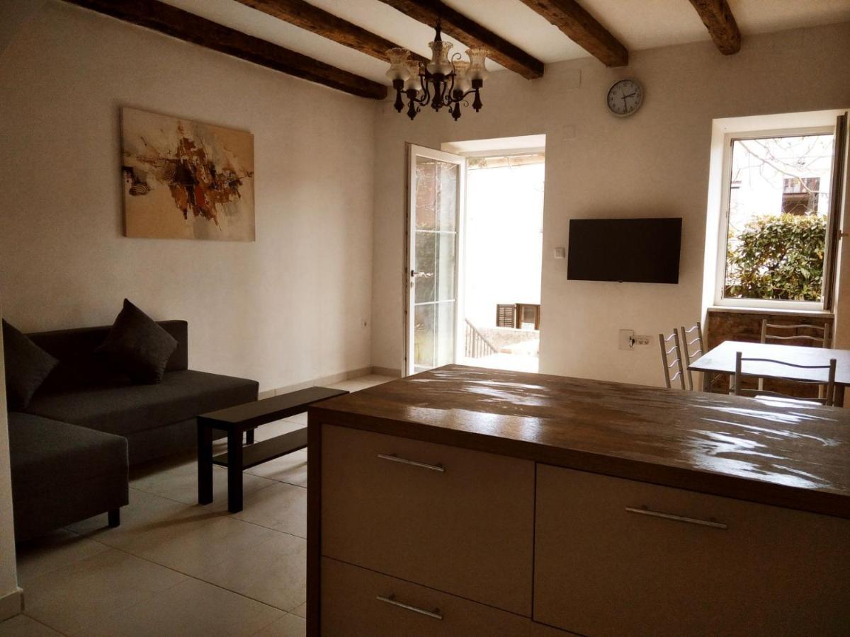 Gecko Apartment Rijeka Bagian luar foto