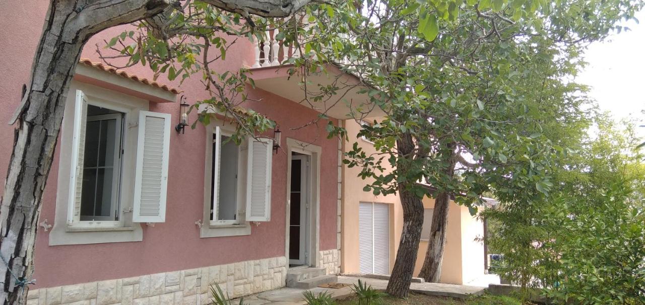 Gecko Apartment Rijeka Bagian luar foto